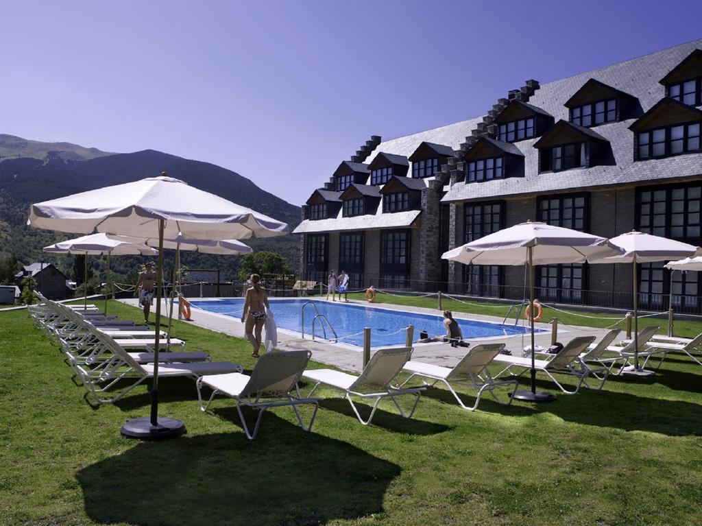 Hg Cerler Hotel Bagian luar foto